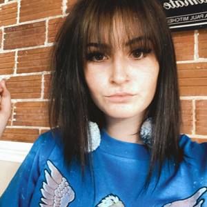 Meet your Posher, Alexis